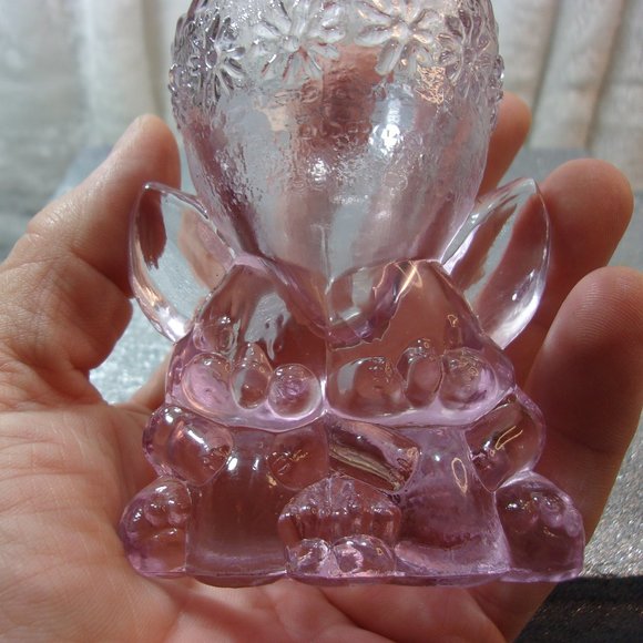 H-139 VINTAGE WILKERSON GLASS BUNNY RABBIT EGG HOLDER IN PINK - Picture 12 of 13